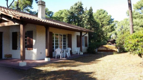 Maison dans Quartier Calme